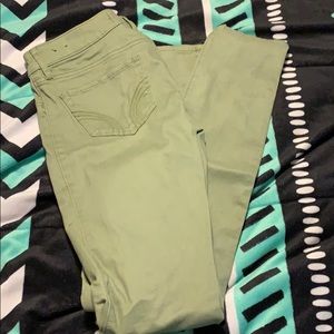 Tan Hollister skinny jeans